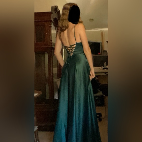 Women’s Emerald green cowl neck prom dress - Picture 8 of 8